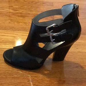 Guess Peep-Toe Bootie
